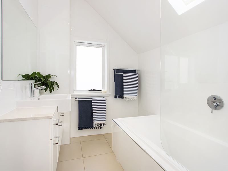 8 Junction Street, Newstead TAS 7250