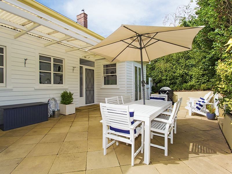 8 Junction Street, Newstead TAS 7250