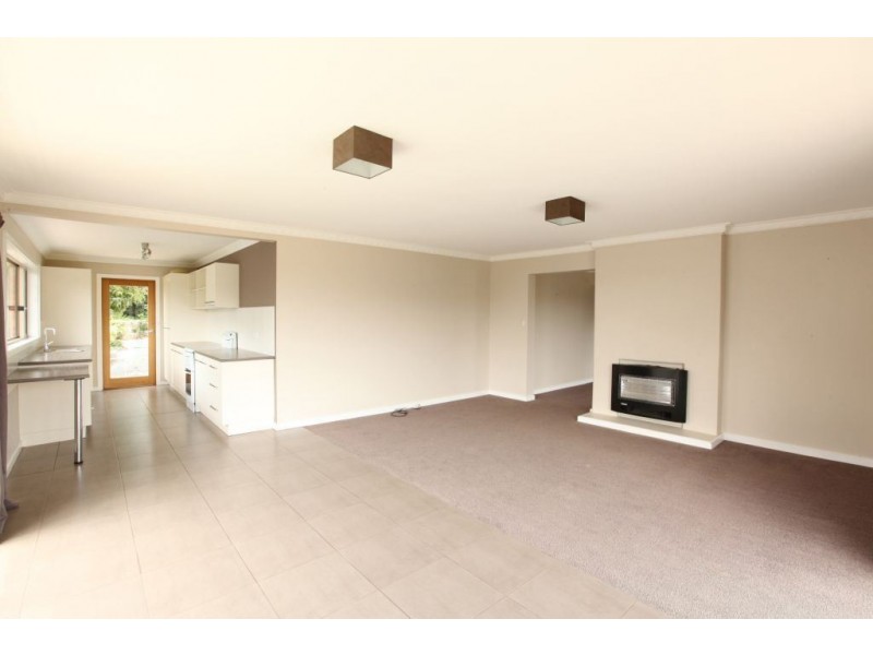 27 Anderson Rd, Trevallyn TAS 7250