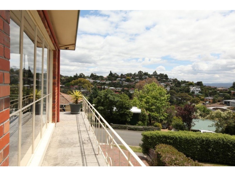 27 Anderson Rd, Trevallyn TAS 7250