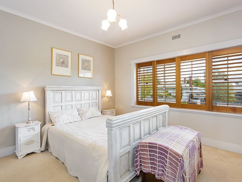 37 Como Crescent, Newstead TAS 7250
