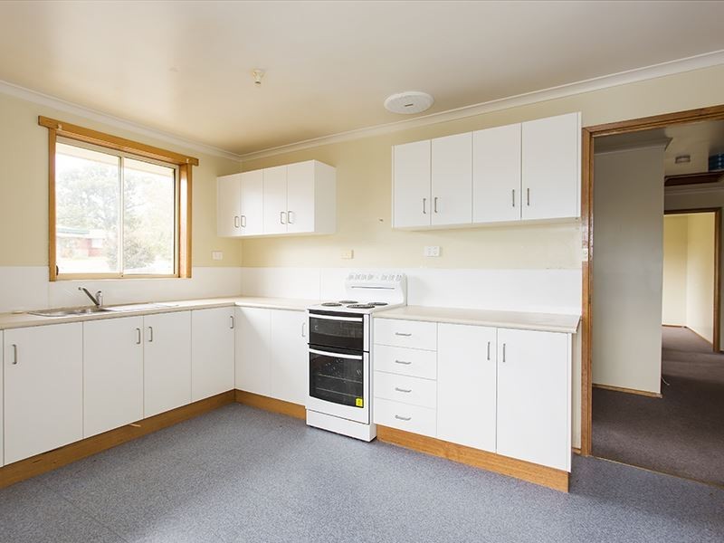 19 Amundsen Street, Ravenswood TAS 7250