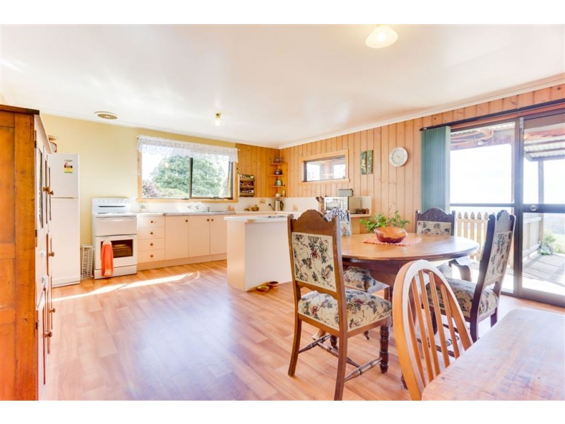 121 Boons Road, Blackwood Creek TAS 7301