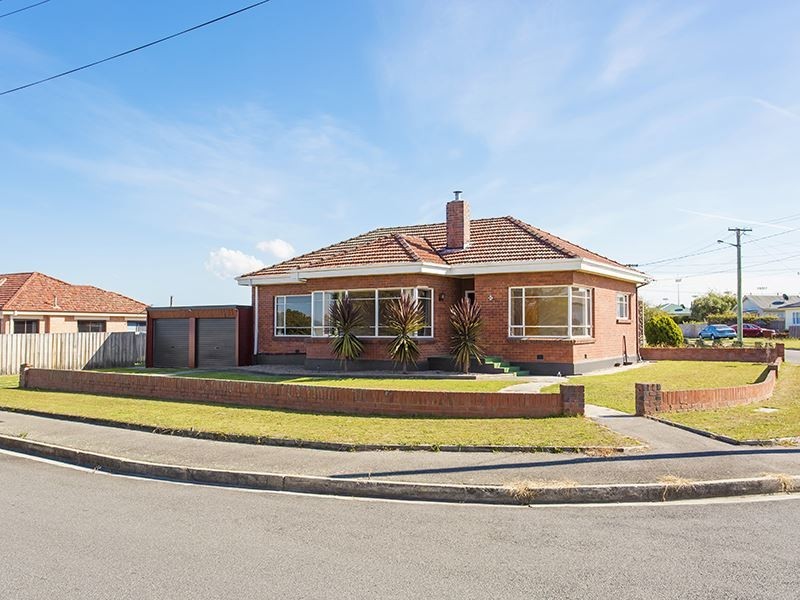 82 Clark Street, Mowbray TAS 7248