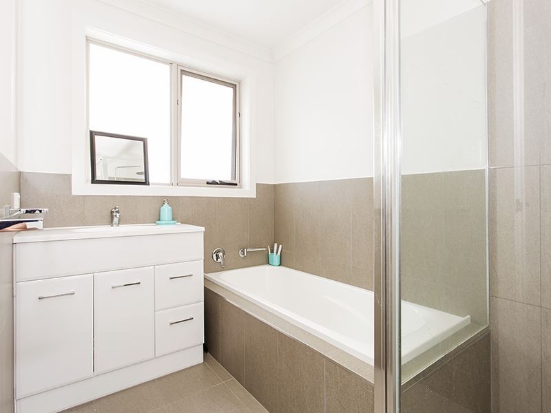 6/9-11 Hortus Place, Newnham TAS 7248