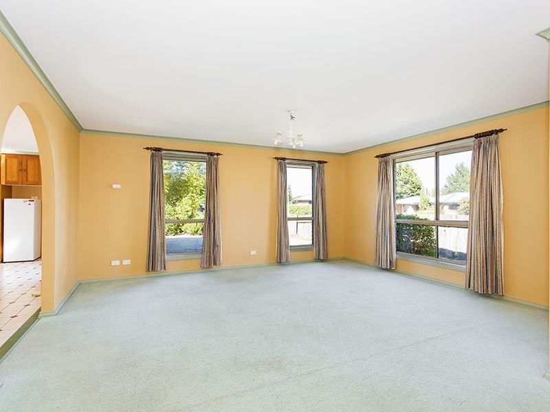 4 Roger Retreat, Newnham TAS 7248