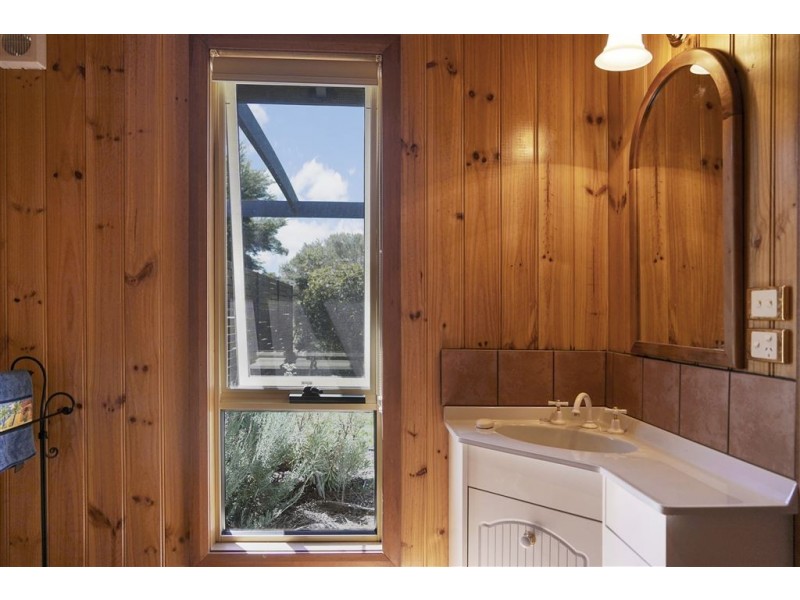 37 Hazards View Drive, Coles Bay TAS 7215