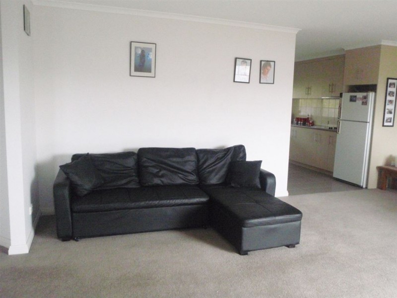 2/11 Chevron Place, Riverside TAS 7250