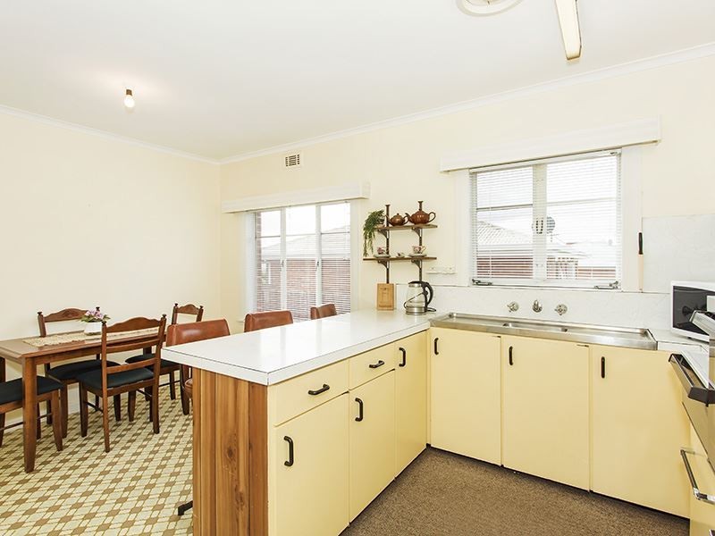 22 Cleghorn Ave, Riverside TAS 7250