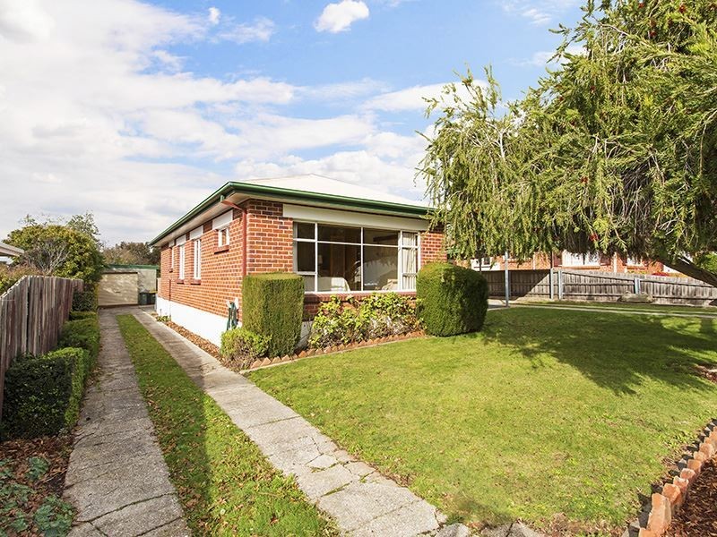 22 Cleghorn Ave, Riverside TAS 7250