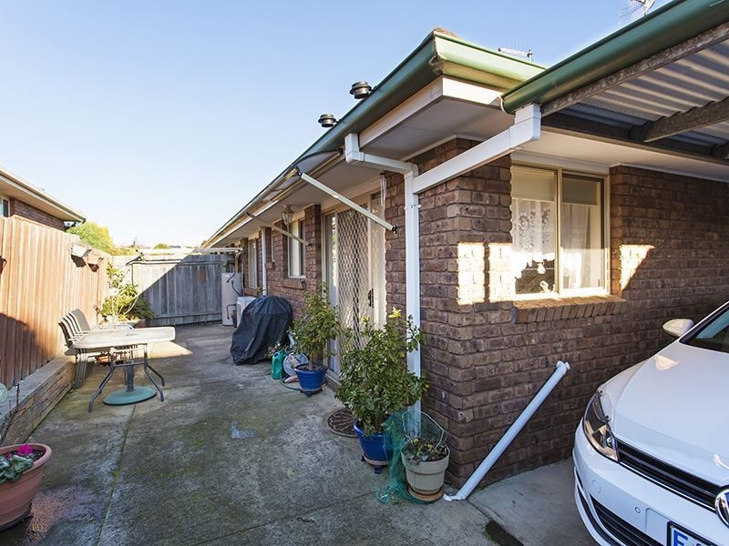 2/3 Buckingham Place, Prospect Vale TAS 7250
