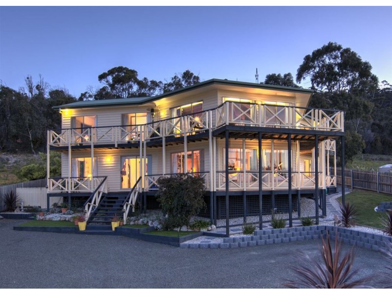 18 Denison Court, Bicheno TAS 7215