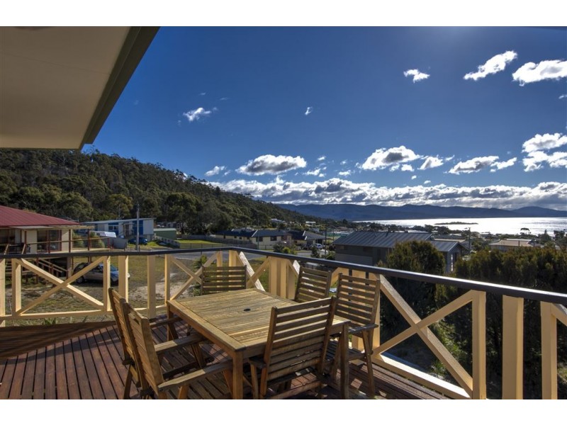 18 Denison Court, Bicheno TAS 7215