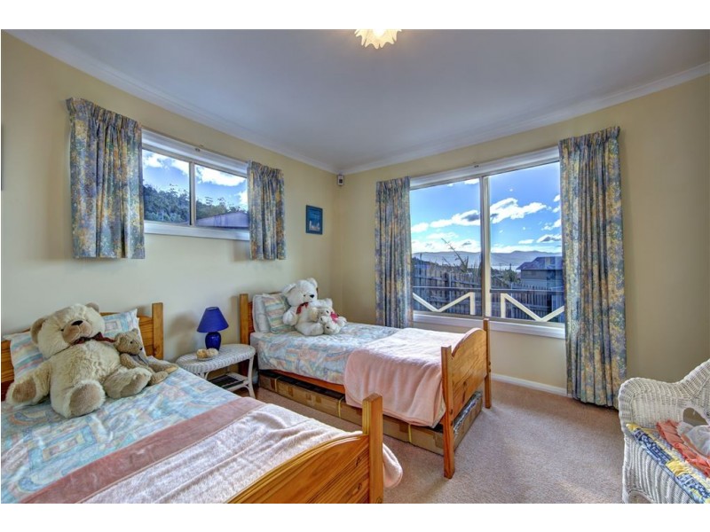 18 Denison Court, Bicheno TAS 7215