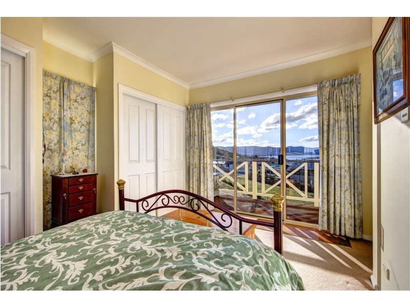 18 Denison Court, Bicheno TAS 7215