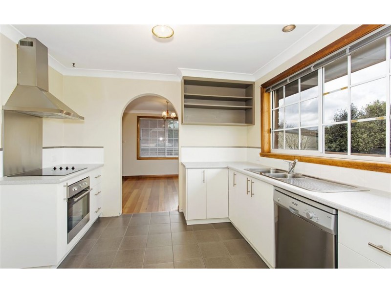 8 Bonnard Court, Newnham TAS 7248