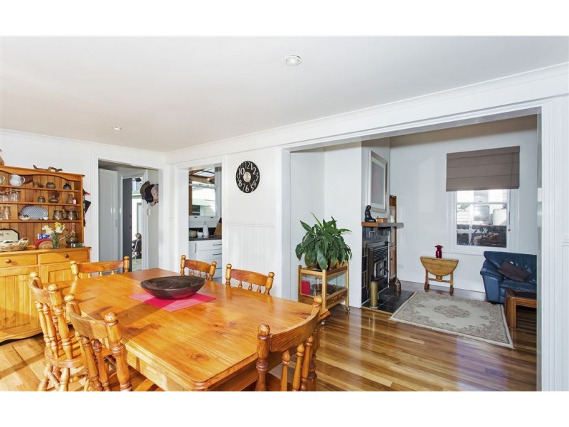 11 Dowling Street, Launceston TAS 7250