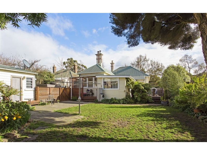 11 Dowling Street, Launceston TAS 7250
