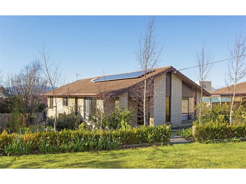 10 Joseph Street, Trevallyn TAS 7250