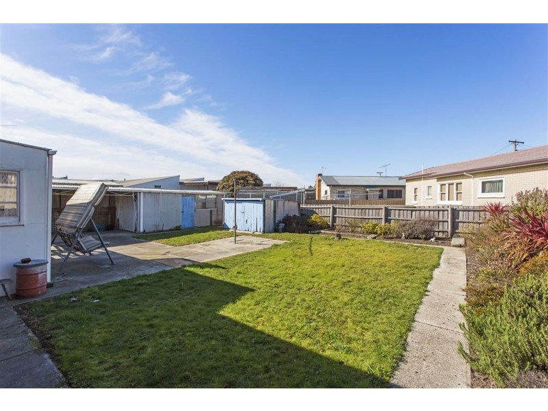 10 Remount Road, Mowbray TAS 7248