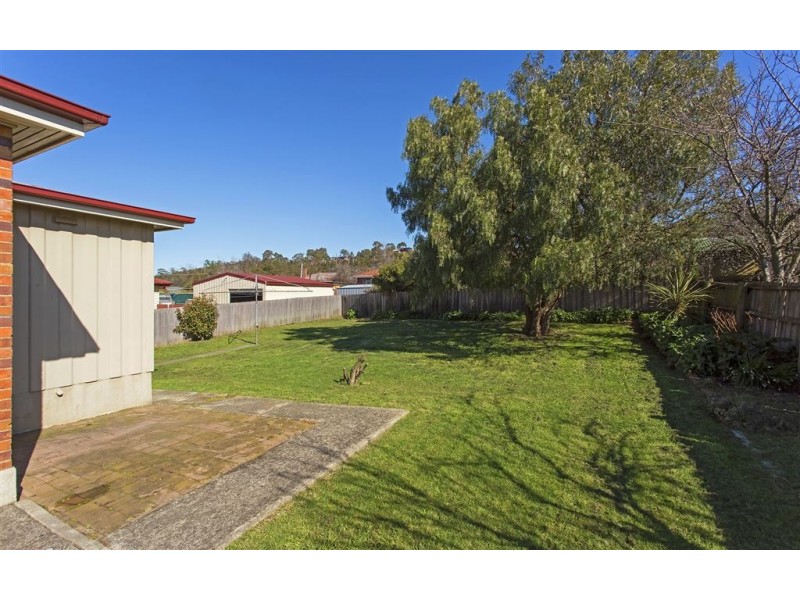 12 Martin Place, Kings Meadows TAS 7249