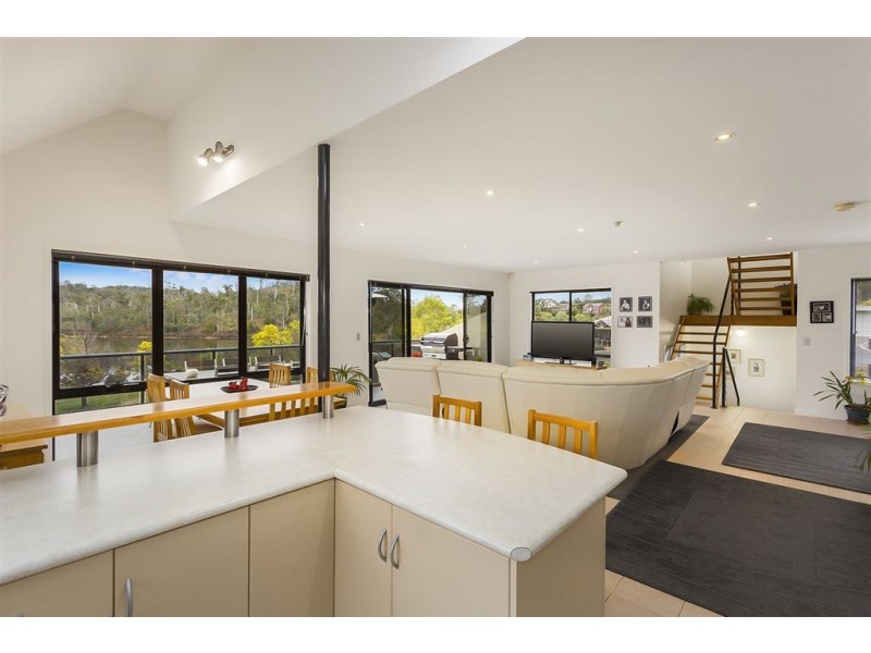 35 Bayview Drive, Blackstone Heights TAS 7250