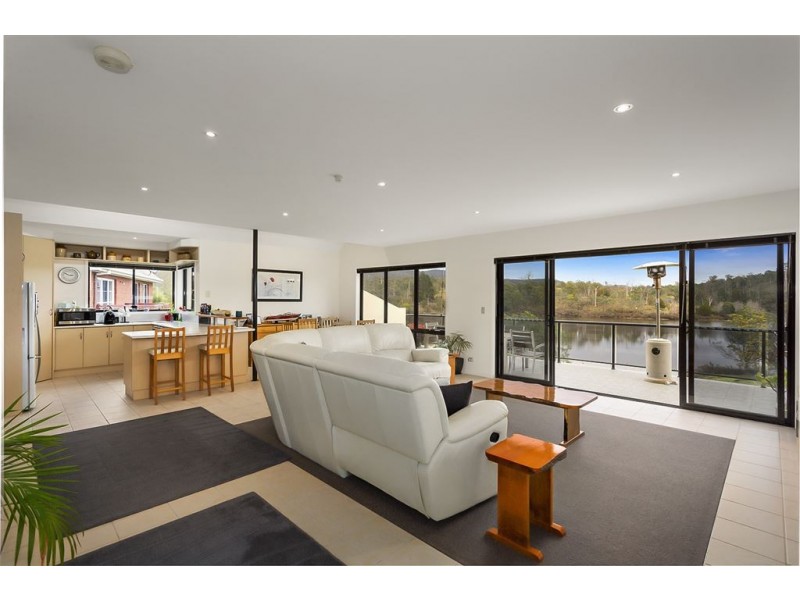 35 Bayview Drive, Blackstone Heights TAS 7250
