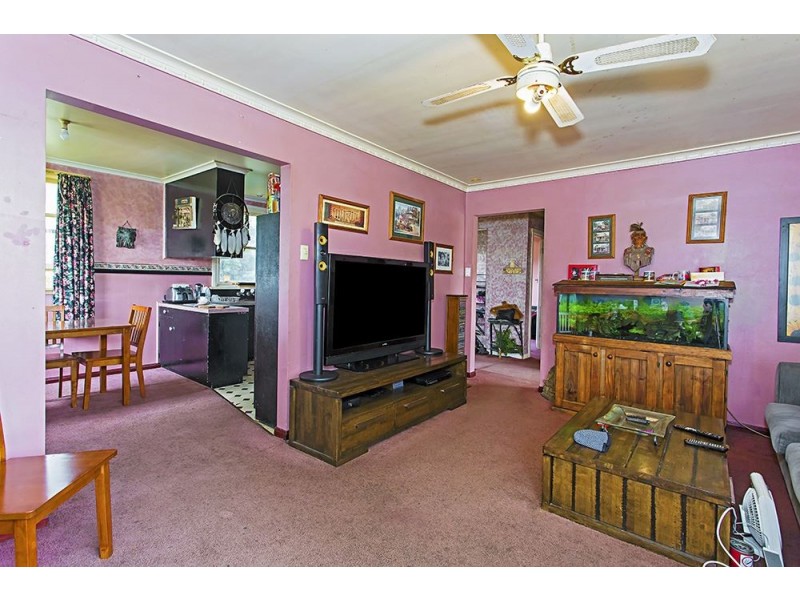 1 Tonga Place, Ravenswood TAS 7250