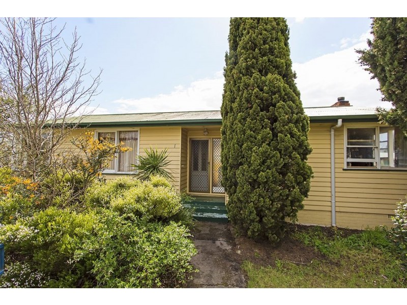 1 Tonga Place, Ravenswood TAS 7250
