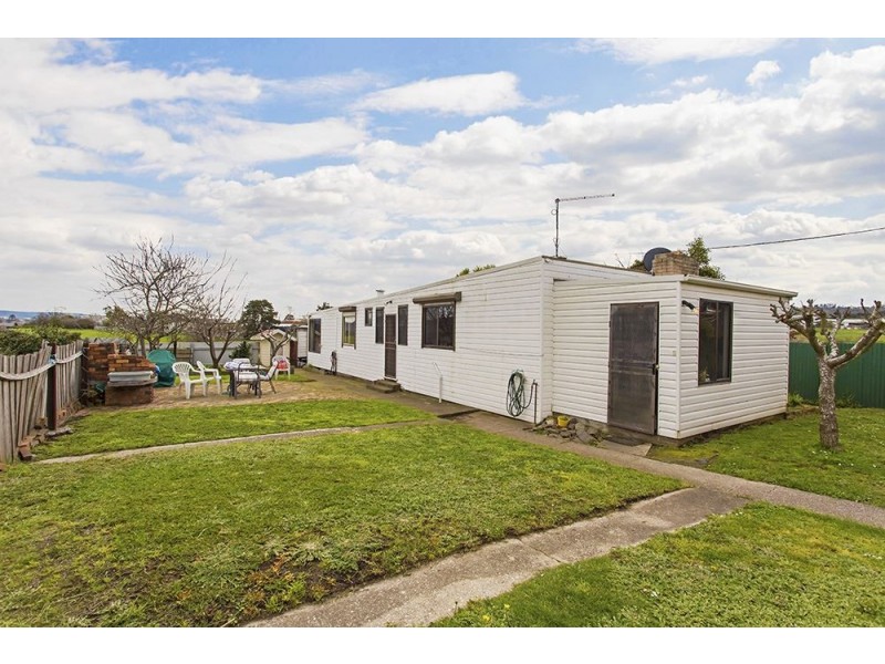 10 Clare Street, Mowbray TAS 7248