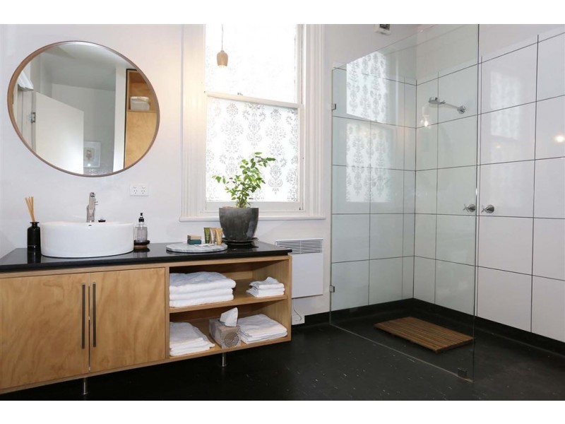 9 Wellington St, Launceston TAS 7250