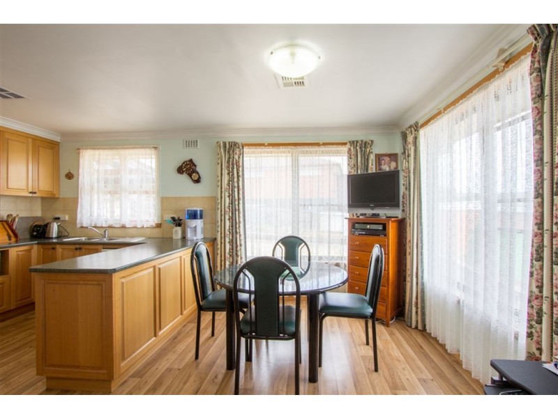 10 Parua Road, Newnham TAS 7248