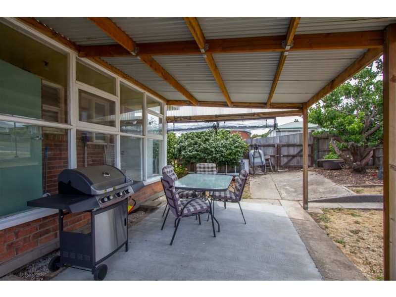 10 Parua Road, Newnham TAS 7248