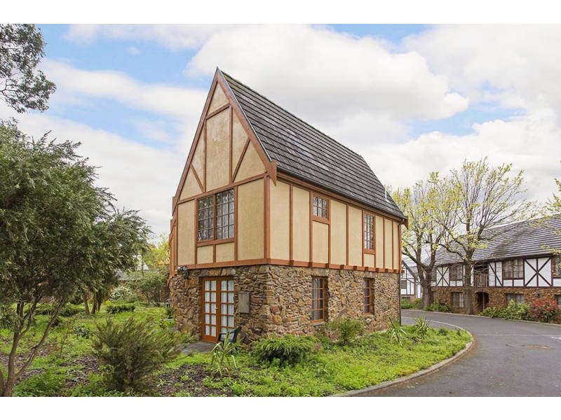 48/15-17 Alanvale Rd, Newnham TAS 7248