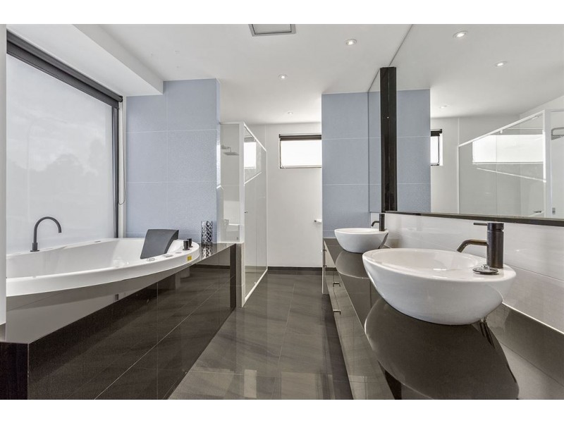 67 Lachlan Parade, Trevallyn TAS 7250