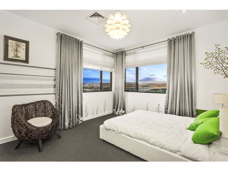 67 Lachlan Parade, Trevallyn TAS 7250