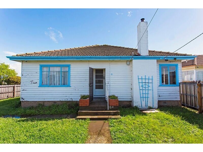 8 Lawson Street, Mayfield TAS 7248