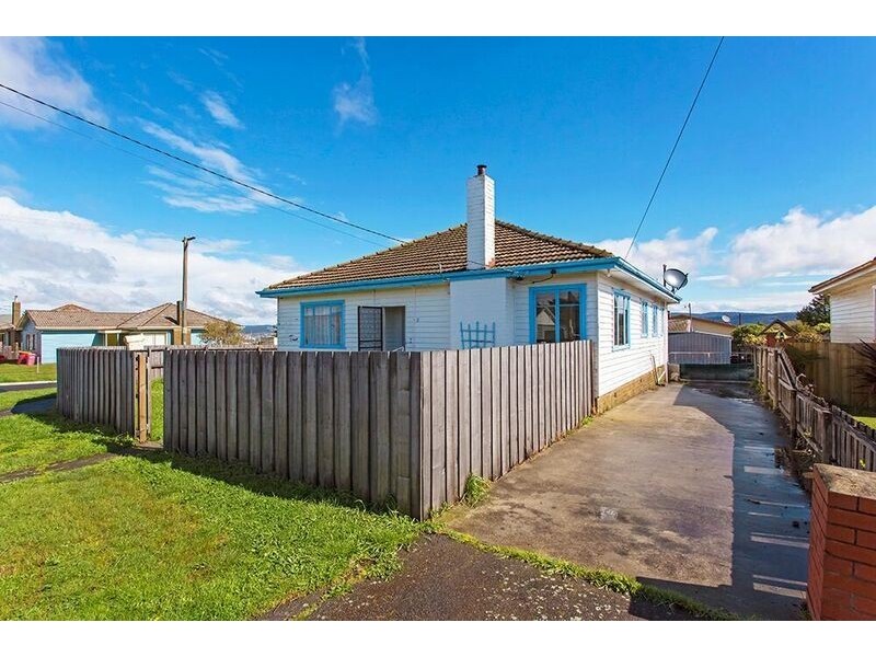 8 Lawson Street, Mayfield TAS 7248