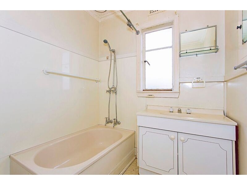 8 Lawson Street, Mayfield TAS 7248