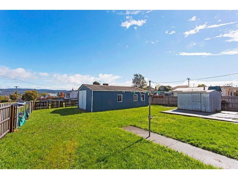 8 Lawson Street, Mayfield TAS 7248