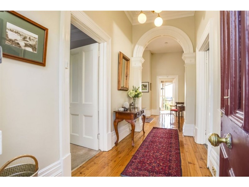 17-17a Elphin Road, Launceston TAS 7250