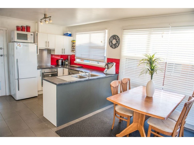 10 Redwood Crescent, Youngtown TAS 7249