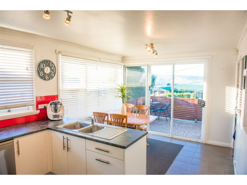 10 Redwood Crescent, Youngtown TAS 7249