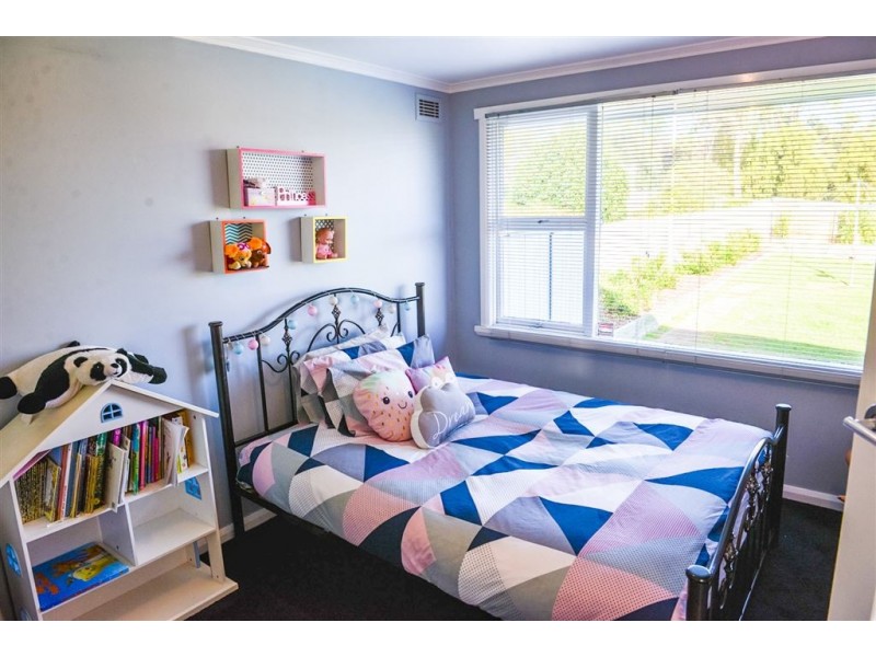 10 Redwood Crescent, Youngtown TAS 7249