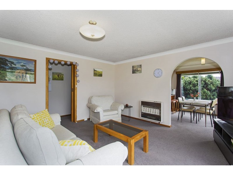 2/51 McKellar Rd, Newstead TAS 7250