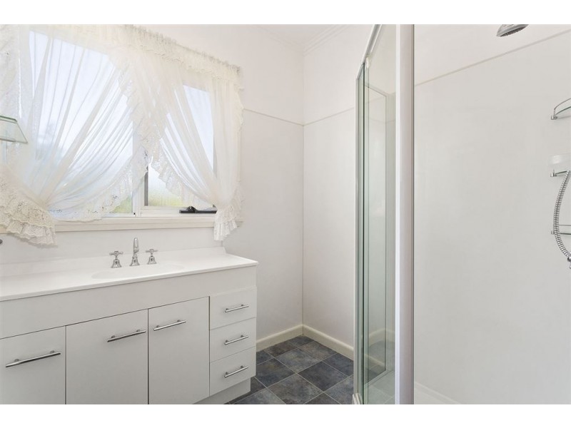 25 Ormley St, Kings Meadows TAS 7249