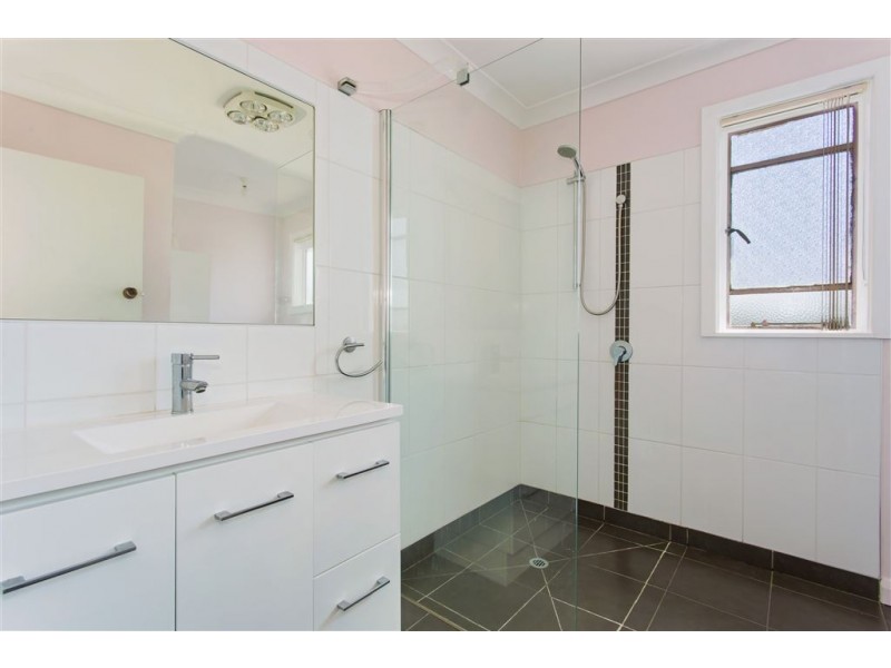 9 Torrens Street, Mayfield TAS 7248