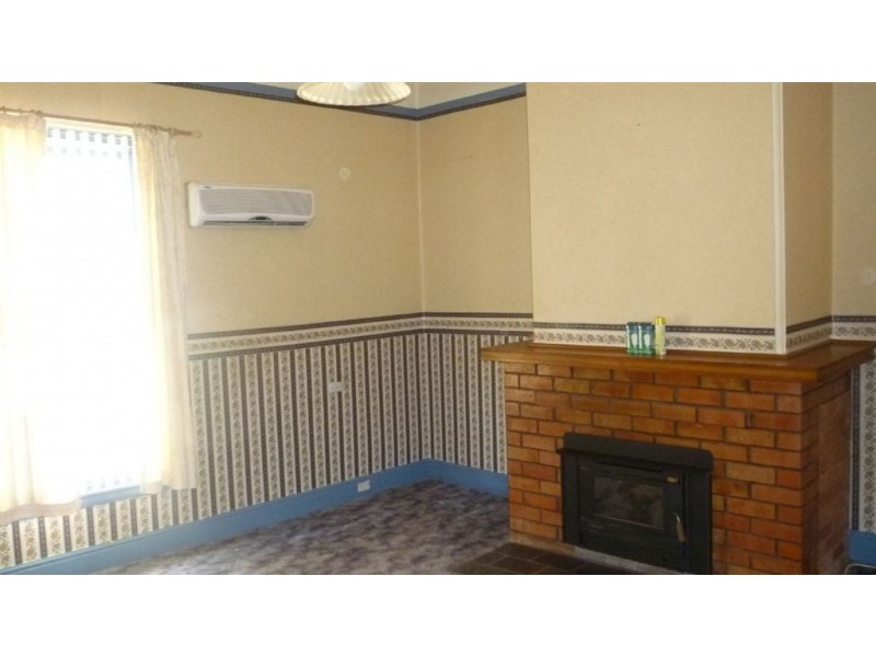 16 Leslie Street, South Launceston TAS 7249