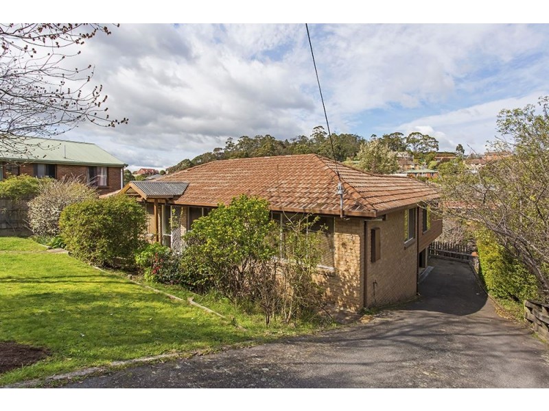 1 Harpers Court, Trevallyn TAS 7250