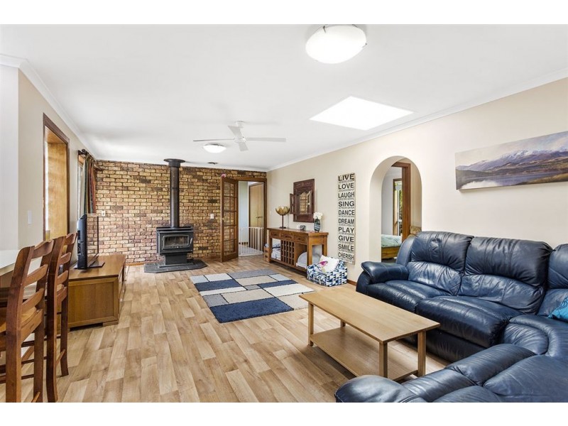 14 Bayview Drive, Blackstone Heights TAS 7250